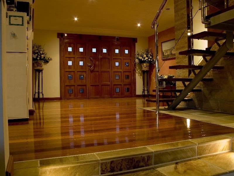 Broadbeach Waters QLD 4218