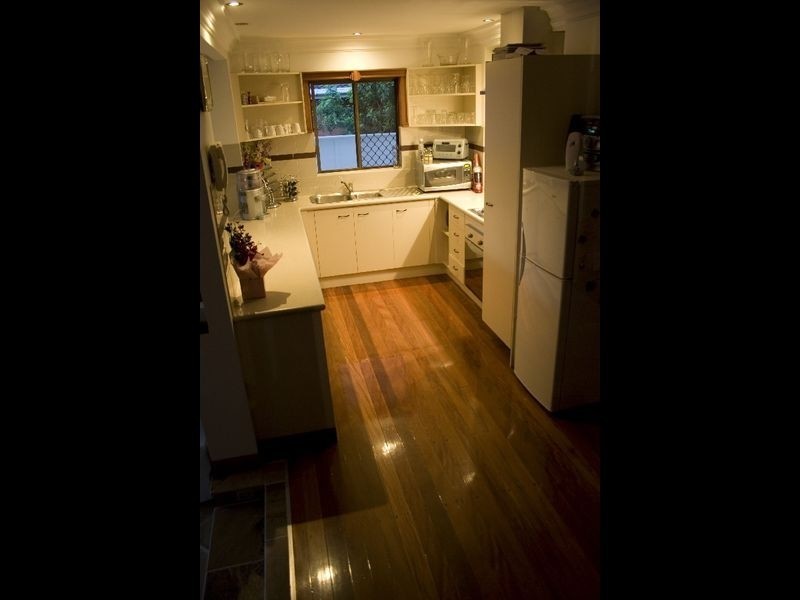 Broadbeach Waters QLD 4218