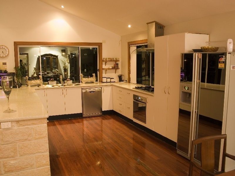 Broadbeach Waters QLD 4218