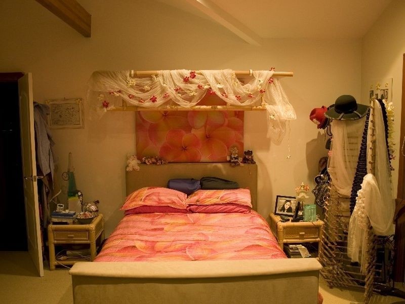 Broadbeach Waters QLD 4218