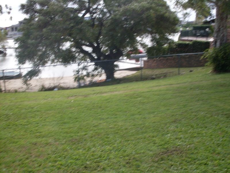 Broadbeach Waters QLD 4218