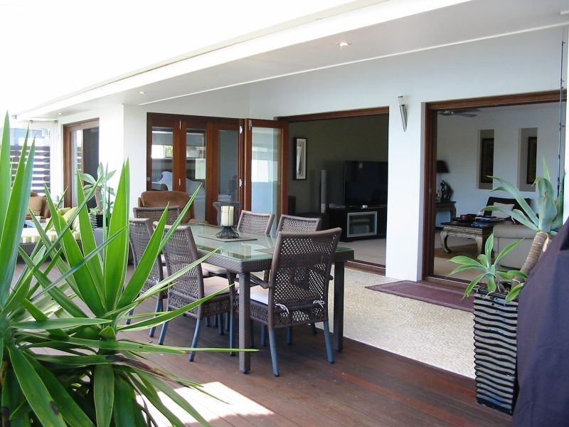 165 Campbell Street, Sorrento QLD 4217