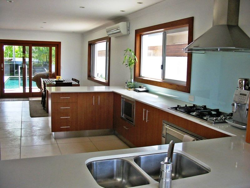 165 Campbell Street, Sorrento QLD 4217