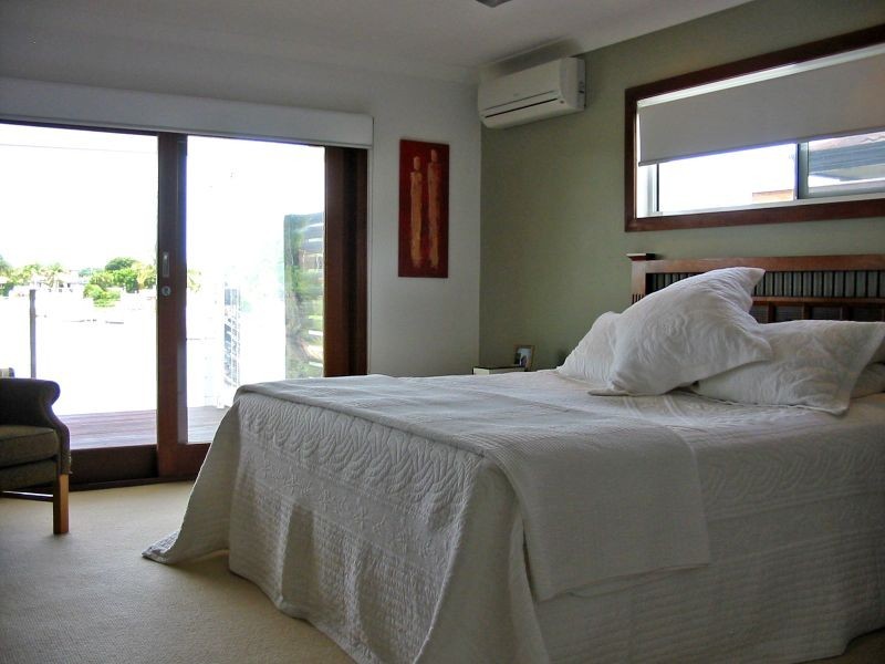 165 Campbell Street, Sorrento QLD 4217