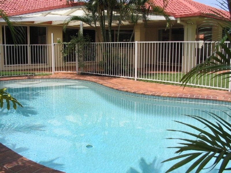 Benowa QLD 4217