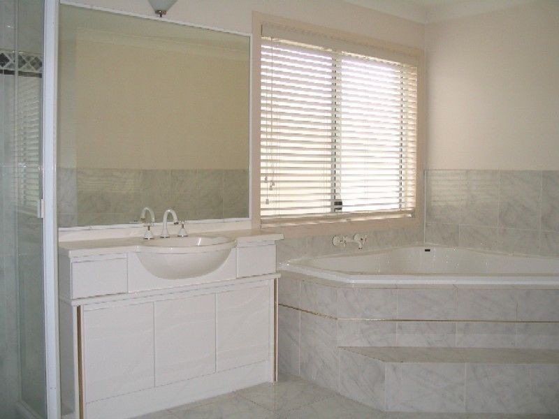 Benowa QLD 4217