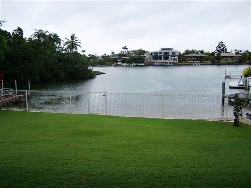 Isle Of Capri QLD 4217