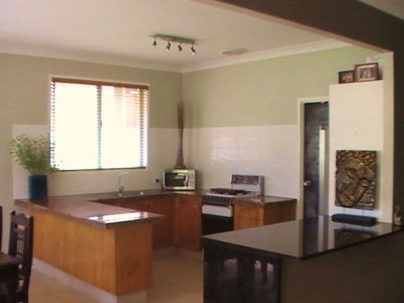 17 Whitian Drive, Carrara QLD 4211