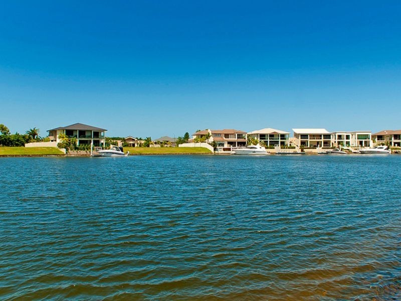 1009 Edgecliff Drive, Sanctuary Cove QLD 4212