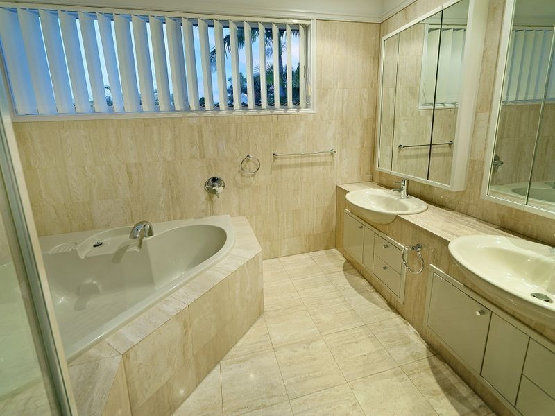 4650 The Parkway, Sanctuary Cove QLD 4212