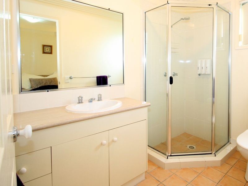 1/3 Bradford Street, Labrador QLD 4215