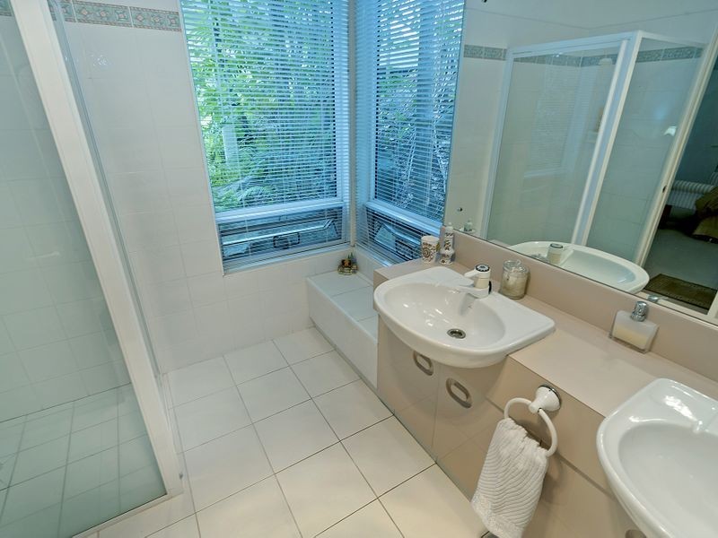 4965 St Andrews Terrace, Sanctuary Cove QLD 4212