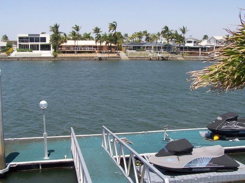 Isle Of Capri QLD 4217