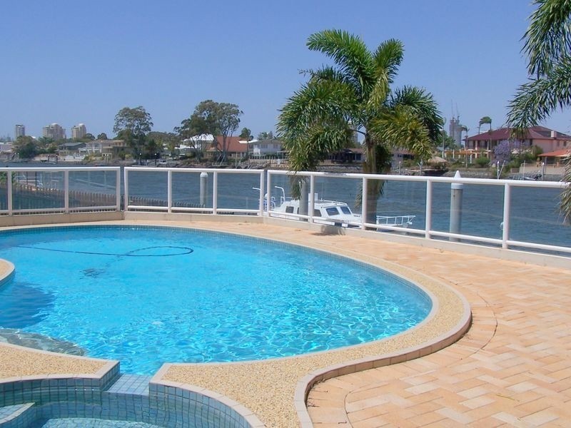 Isle Of Capri QLD 4217