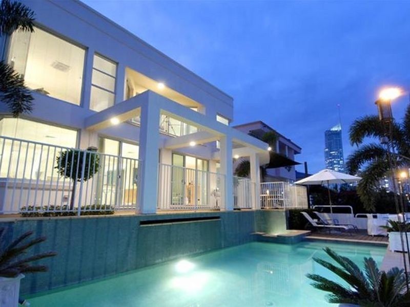 Isle Of Capri QLD 4217