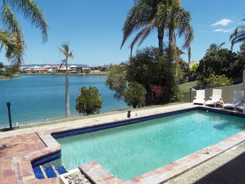 Broadbeach Waters QLD 4218