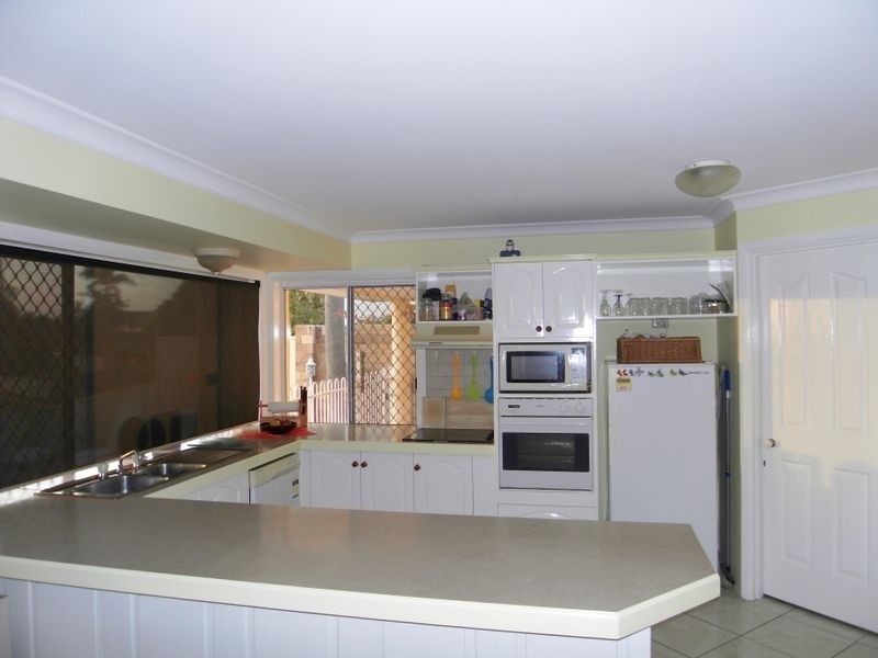 Broadbeach Waters QLD 4218