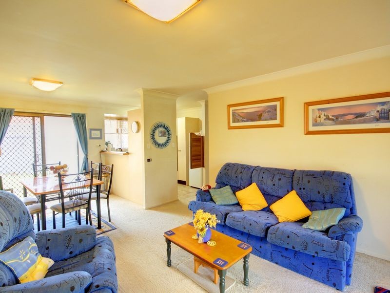 52/37 St Kevins Avenue, Benowa QLD 4217