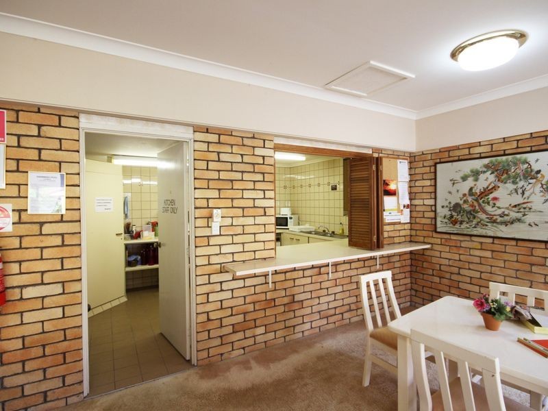 52/37 St Kevins Avenue, Benowa QLD 4217