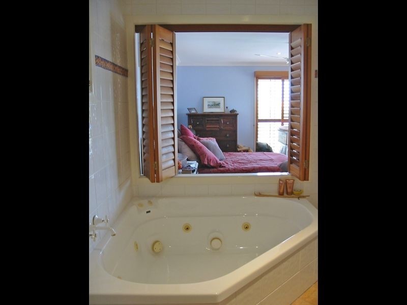 3 Chale Court, Sorrento QLD 4217