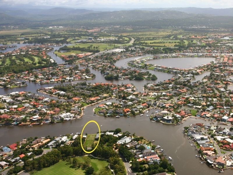 Broadbeach Waters QLD 4218