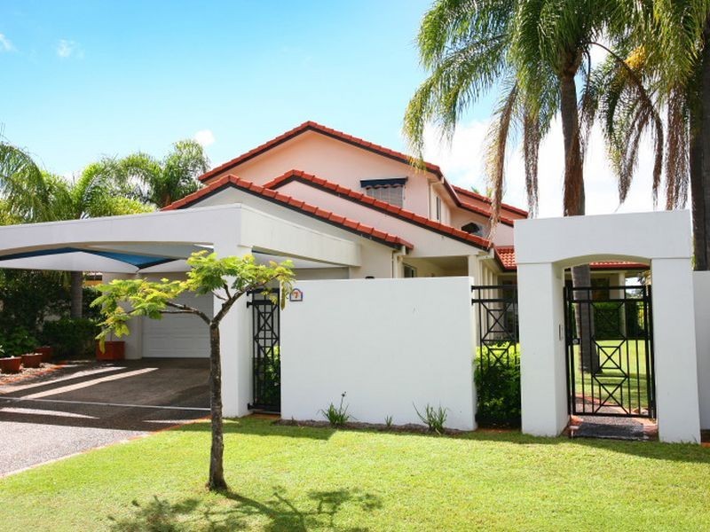 7 Argyle Crescent, Sorrento QLD 4217