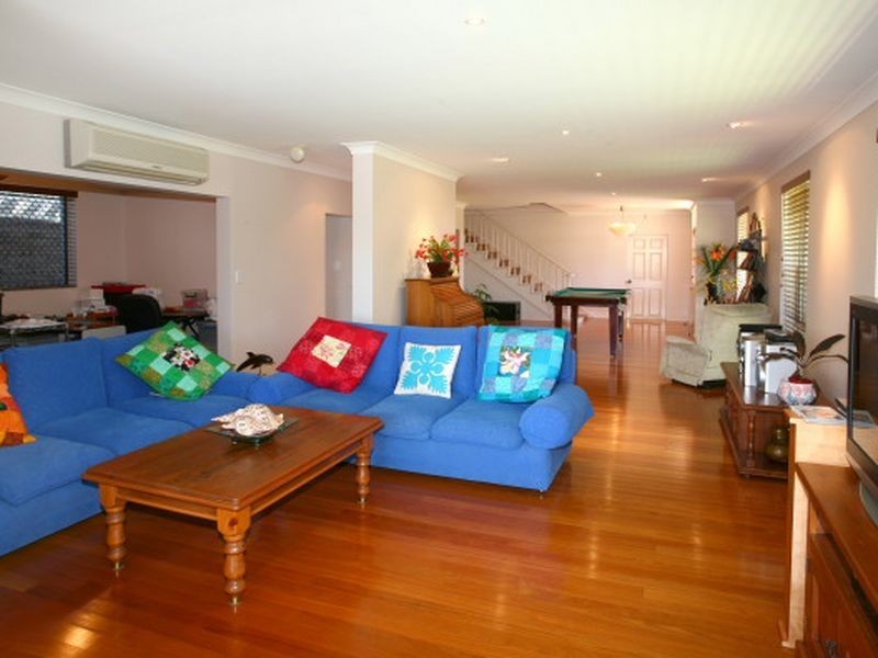 Sorrento QLD 4217