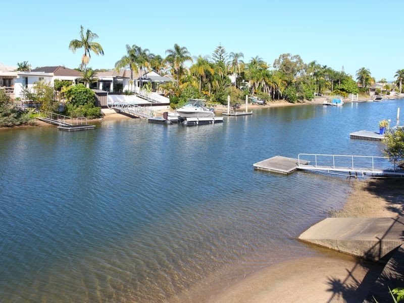 115 Campbell Street, Sorrento QLD 4217