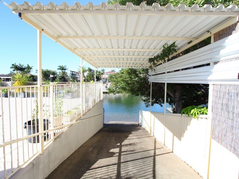 115 Campbell Street, Sorrento QLD 4217