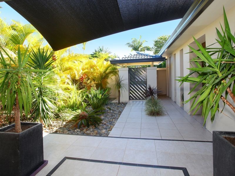 115 Campbell Street, Sorrento QLD 4217