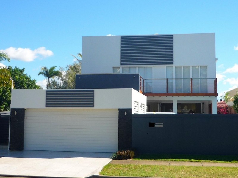 35 Amalfi Drive, Isle Of Capri QLD 4217