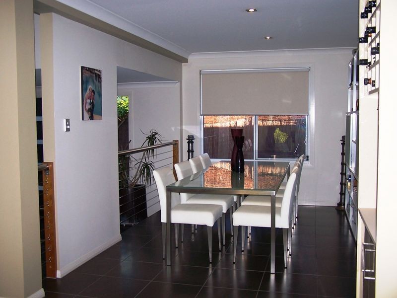 35 Amalfi Drive, Isle Of Capri QLD 4217