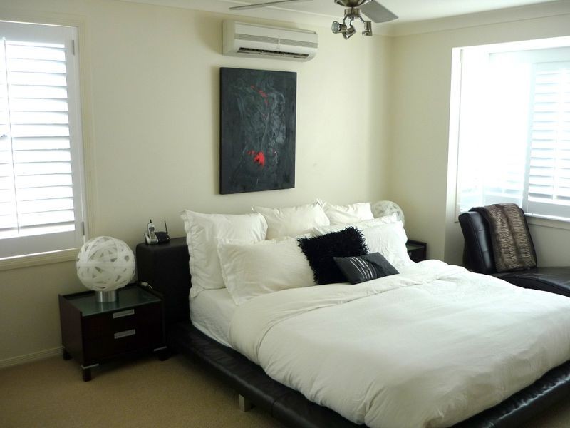 35 Amalfi Drive, Isle Of Capri QLD 4217