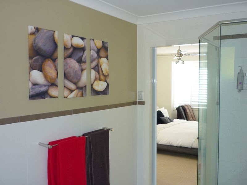 35 Amalfi Drive, Isle Of Capri QLD 4217