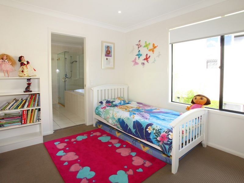 Benowa QLD 4217