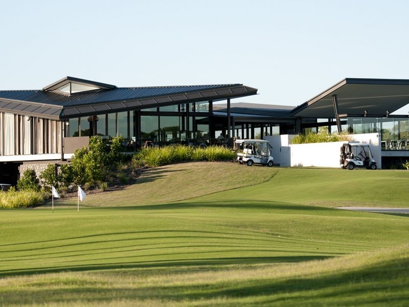 2271 Banksia Lakes Drive, Sanctuary Cove QLD 4212