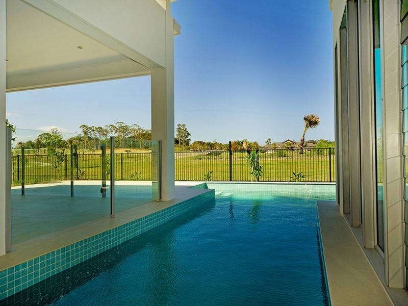 2272 Banksia Lakes Drive, Sanctuary Cove QLD 4212