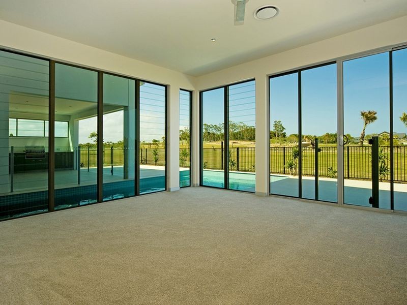 2272 Banksia Lakes Drive, Sanctuary Cove QLD 4212