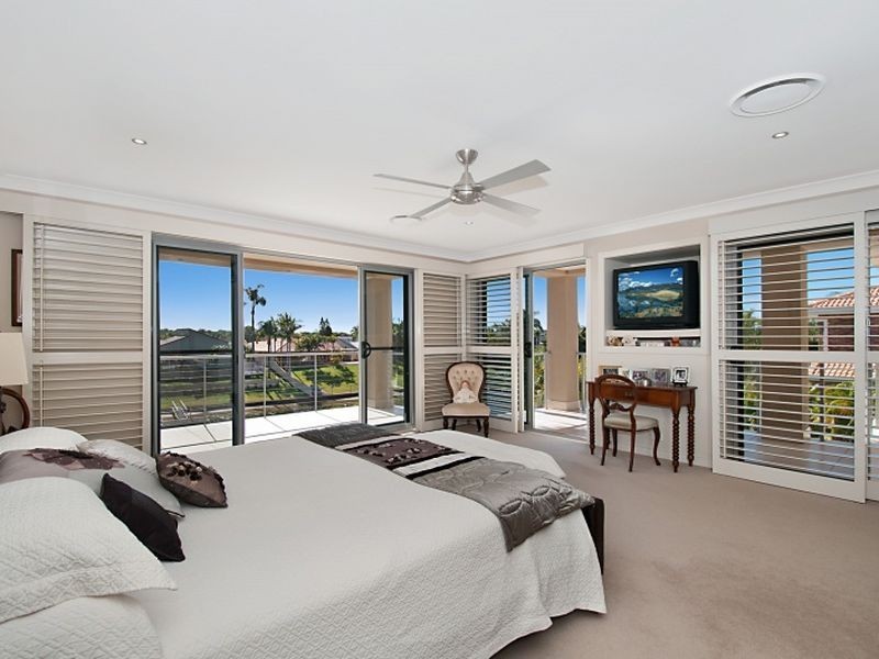 48 Charolais Crescent, Benowa Waters QLD 4217