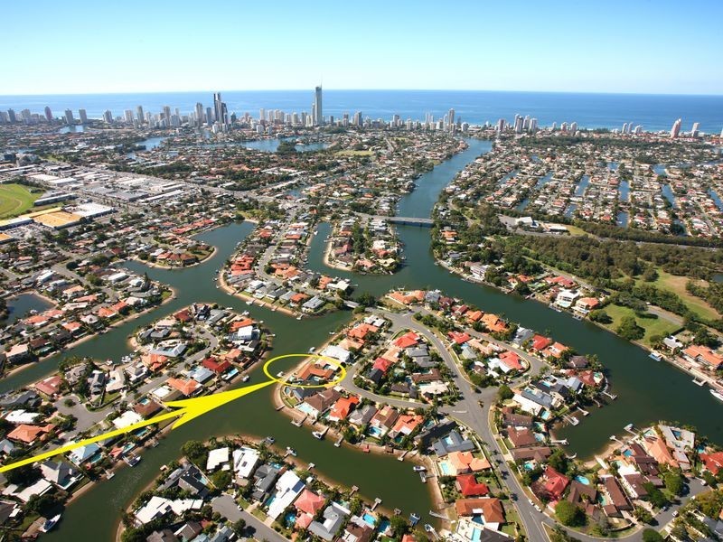 13 Wombat Court, Benowa QLD 4217