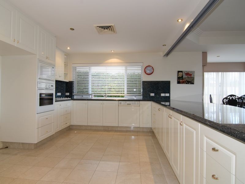 112 The Point Surfers Waters Cotlew St, Southport QLD 4215