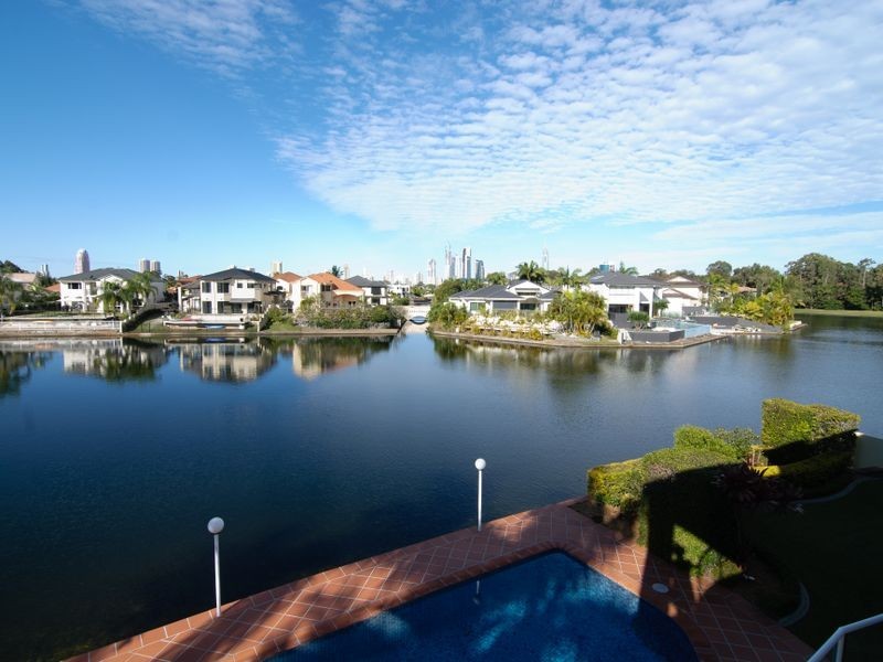 112 The Point Surfers Waters Cotlew St, Southport QLD 4215