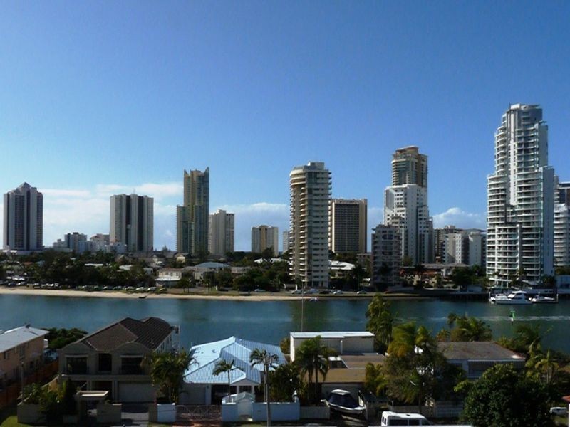 46/47 Darrambal Street, Surfers Paradise QLD 4217