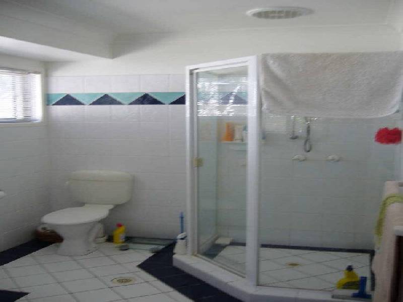 45 Amalfi Drive, Isle Of Capri QLD 4217