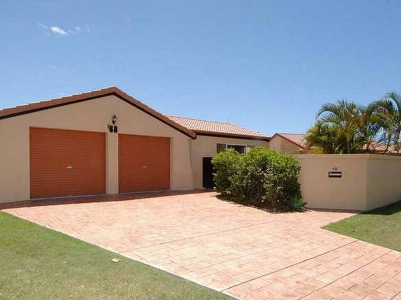 68 Manly Drive, Robina QLD 4226