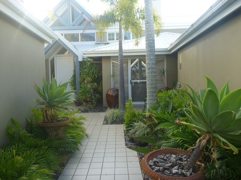 5656 Harbour Terrace, Sanctuary Cove QLD 4212