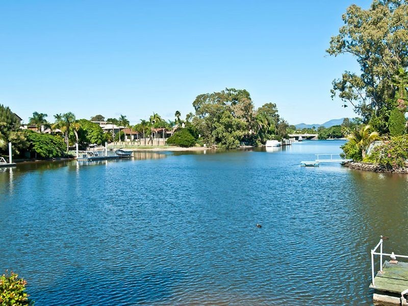79 River Crescent, Broadbeach Waters QLD 4218