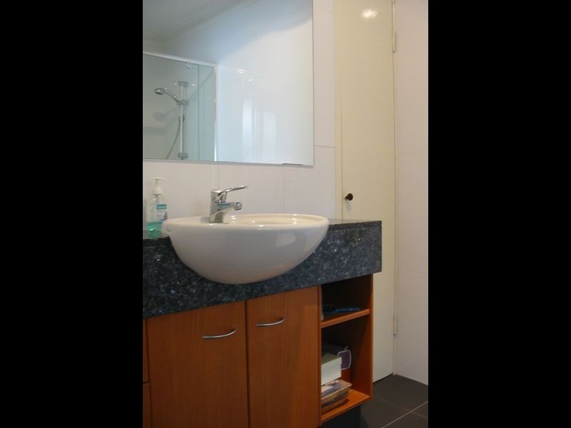 32 Tosti Street, Sorrento QLD 4217