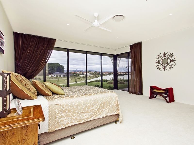 2510 The Estate, Sanctuary Cove QLD 4212