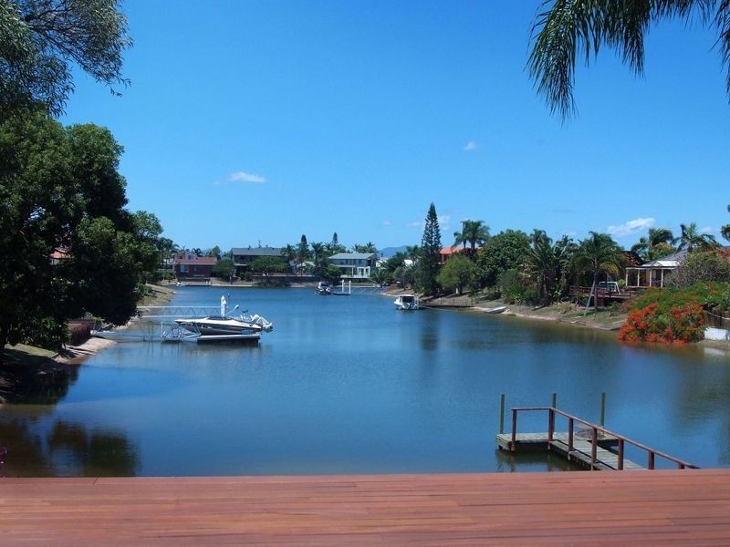 12 Balmoral Avenue, Sorrento QLD 4217